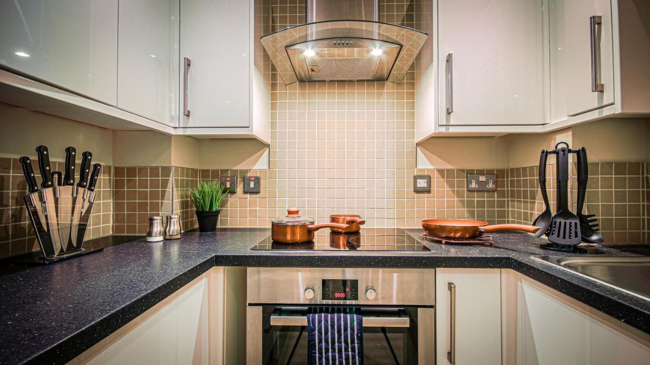 Superb City Center 1 Or 2 Bedroom Apts King Bed Southampton Exteriér fotografie