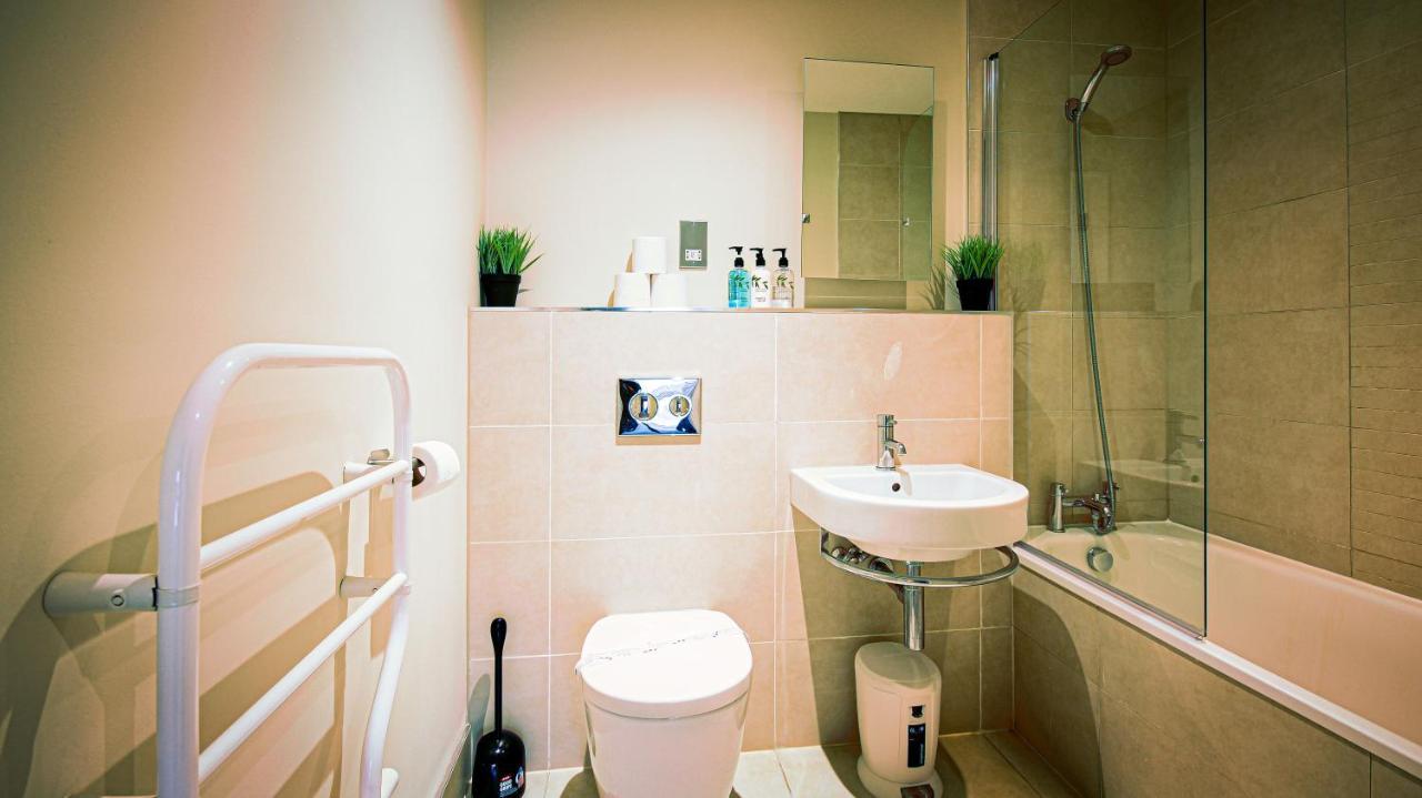 Superb City Center 1 Or 2 Bedroom Apts King Bed Southampton Exteriér fotografie