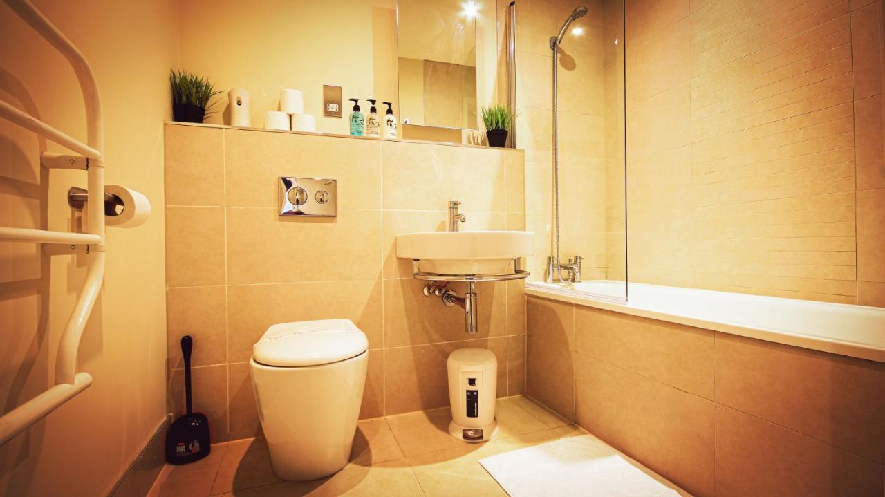 Superb City Center 1 Or 2 Bedroom Apts King Bed Southampton Exteriér fotografie